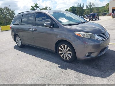 2016 Toyota Sienna