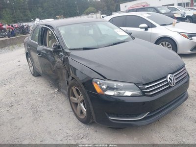 1VWBS7A33EC****** 2014 Volkswagen Passat