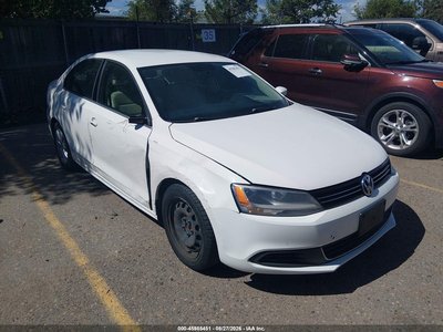 3VWBP7AJ8DM****** 2013 Volkswagen Jetta