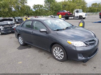 2T1BU4EE5CC****** 2012 Toyota Corolla