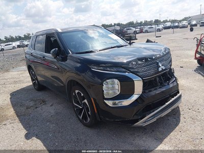 JA4J3VA81PZ****** 2023 Mitsubishi Outlander