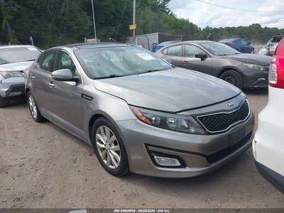 5XXGN4A76FG****** Salvage and Wrecked 2015 Kia Optima in Taunton