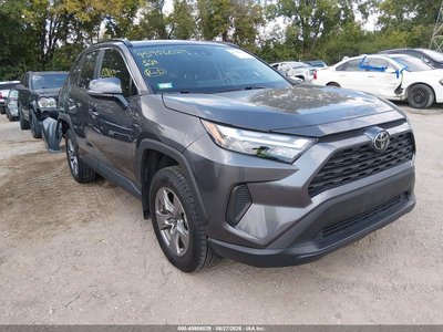 2T3W1RFVXRC****** 2024 Toyota RAV4