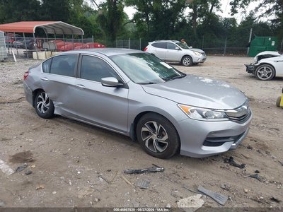 1HGCR2F30GA****** 2016 Honda Accord