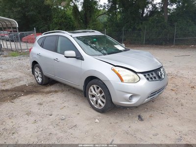JN8AS5MT2CW****** 2012 Nissan Rogue