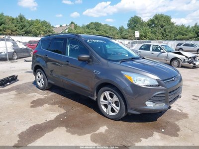 1FMCU9GX2GU****** 2016 Ford Escape