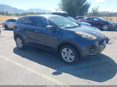 KNDPMCAC5H7****** 2017 Kia Sportage