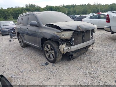 5TDDK3EH8BS****** 2011 Toyota Highlander