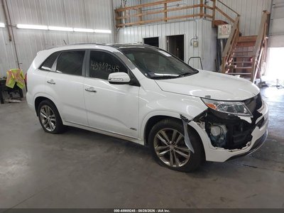 5XYKWDA73EG****** 2014 Kia Sorento