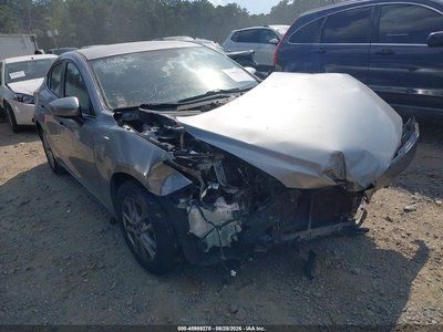JM1BM1U78G1****** 2016 Mazda 3