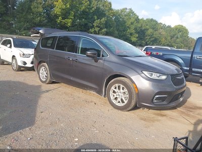 2C4RC1BG1NR****** 2022 Chrysler Pacifica