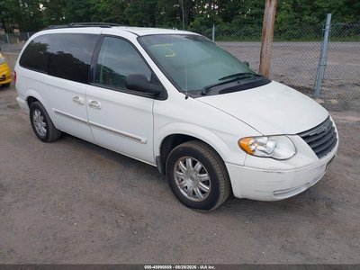 2006 Chrysler Town & Country