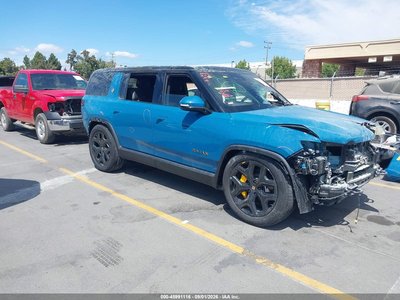 7PDSGCBPXSN****** 2025 Rivian R1S