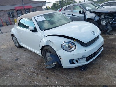3VW517AT6FM****** 2015 Volkswagen Beetle