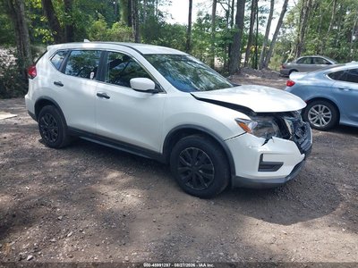 KNMAT2MV0HP****** 2017 Nissan Rogue