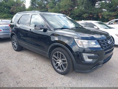 1FM5K8GT2HG****** 2017 Ford Explorer