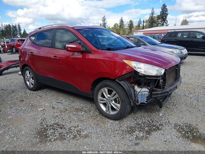 KM8JUCACXCU****** 2012 Hyundai Tucson