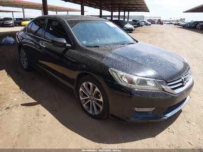 1HGCR2F50DA****** 2013 Honda Accord