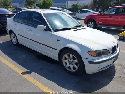 WBAAZ33475K****** 2005 BMW 325i