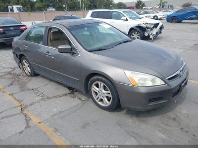 1HGCM56827A****** 2007 Honda Accord