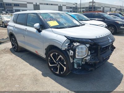 JA4J4UA81NZ****** 2022 Mitsubishi Outlander