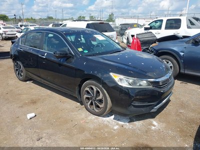 1HGCR2F82HA****** 2017 Honda Accord