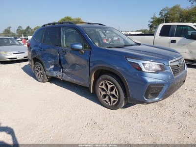 JF2SKAJC9LH****** 2020 Subaru Forester