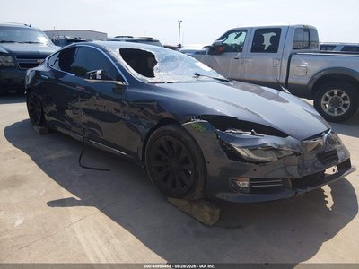 5YJSA1E28GF****** 2016 Tesla Model S