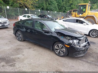 2HGFC1F3XHH****** 2017 Honda Civic