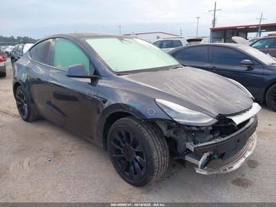 7SAYGAEE1PF****** 2023 Tesla Model Y