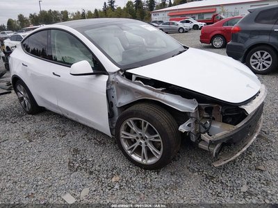 7SAYGDEE7NF****** 2022 Tesla Model Y