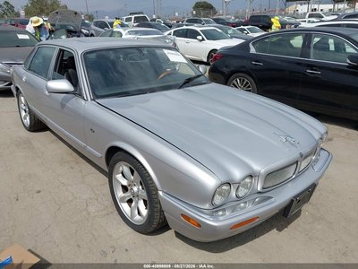SAJDA15B21M****** 2001 Jaguar XJR