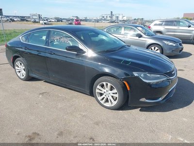1C3CCCAB7FN****** 2015 Chrysler 200