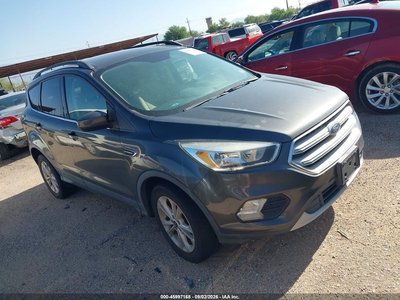 1FMCU0GD5JU****** 2018 Ford Escape