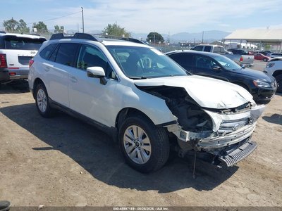 4S4BSAHC3G3****** 2016 Subaru Outback