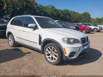 5UXZV4C51BL****** 2011 BMW X5