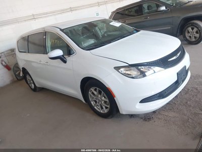 2C4RC1CG2PR****** 2023 Chrysler Voyager