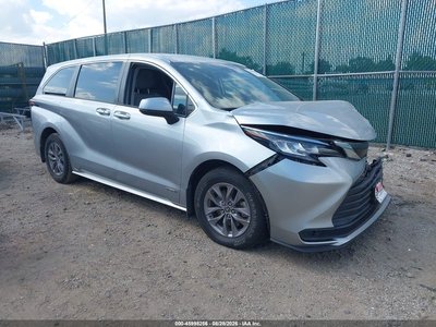 5TDKRKEC0MS****** 2021 Toyota Sienna