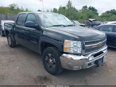 1GCPKSE77CF****** 2012 Chevrolet Silverado 1500