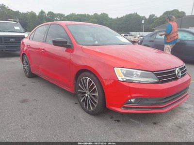 3VWD17AJ8GM****** 2016 Volkswagen Jetta