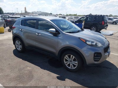 KNDPMCAC2H7****** 2017 Kia Sportage