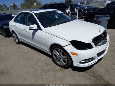 WDDGF4HB5EG****** 2014 Mercedes-Benz C-Class