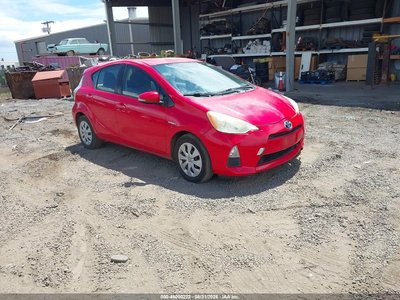 JTDKDTB30D1****** 2013 Toyota Prius C