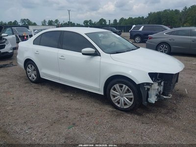 3VW2B7AJ1HM****** 2017 Volkswagen Jetta