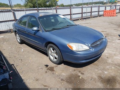 2000 Ford Taurus