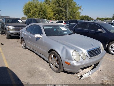 WDBLJ70G72F****** 2002 Mercedes-Benz CLK-Class