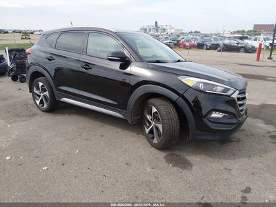KM8J3CA29HU****** 2017 Hyundai Tucson