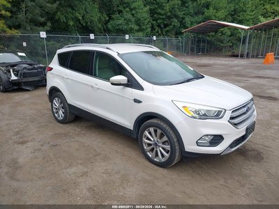 1FMCU9J96HU****** 2017 Ford Escape