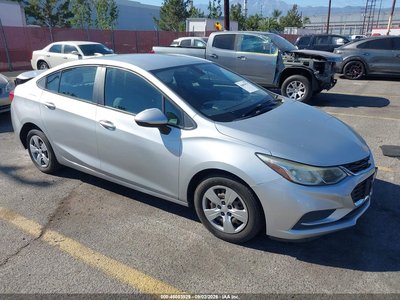 1G1BC5SM0J7****** 2018 Chevrolet Cruze