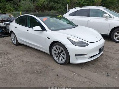 5YJ3E1EB4NF****** 2022 Tesla Model 3
